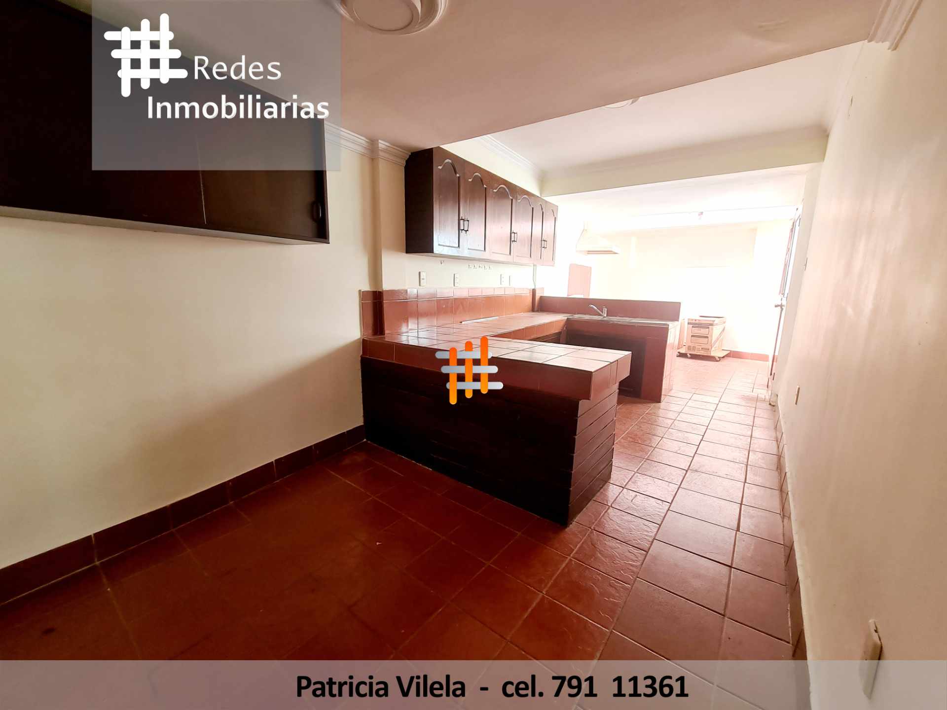 Casa en VentaDOS CASA JUNTAS EN VENTA EN PLENO DE SOPOCACHI EXCELENTE UBICACIÓN  8 dormitorios 5 baños 2 parqueos Foto 10