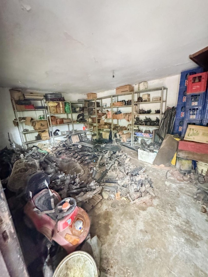 Casa en VentaZona este Avenida Brasil entre 2do y 3er anillo 5 dormitorios 3 baños 2 parqueos Foto 5