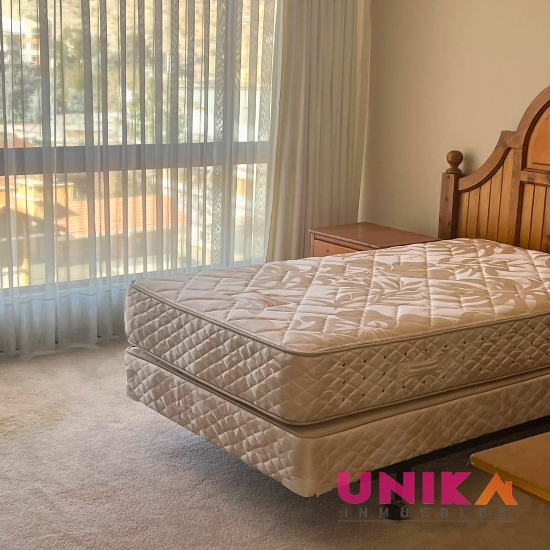 Departamento en AlquilerHermoso Penthouse Duplex Semi Amueblado, con lindas vista , Calacoto  3 dormitorios 4 baños 2 parqueos Foto 22