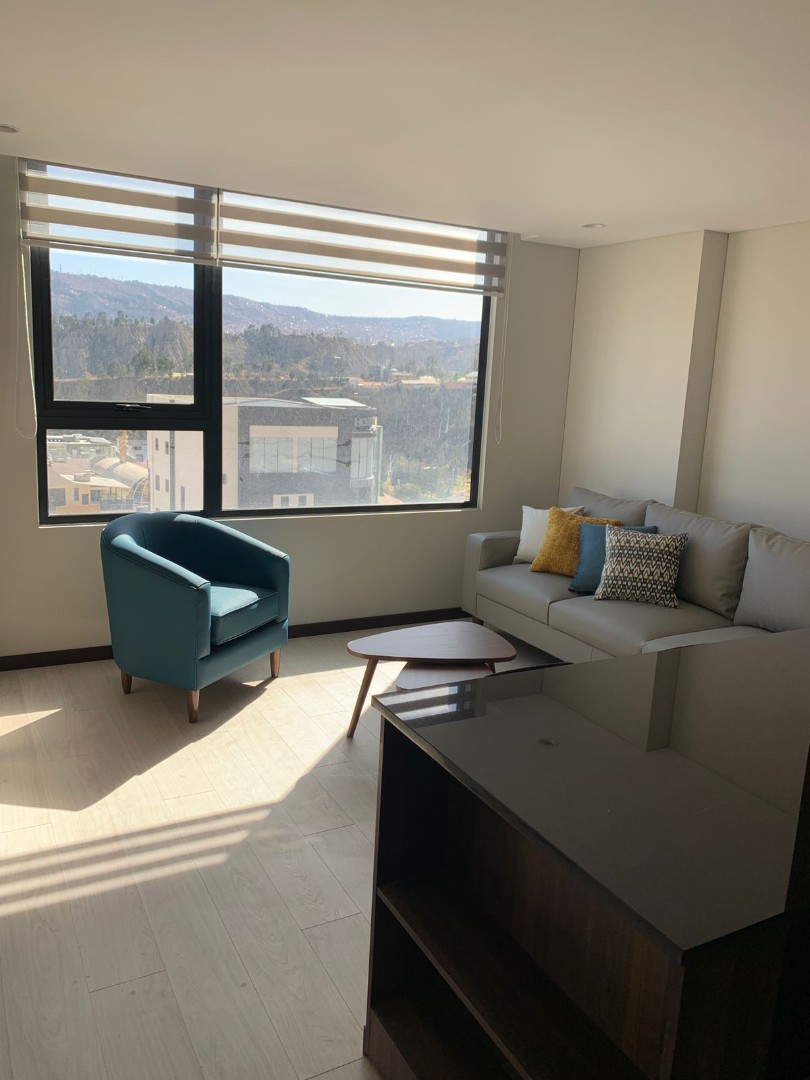 Departamento en AlquilerDEPARTAMENTO  AMOBLADO A ESTRENAR DE  1 DORMITORIO EN  ALQUILER EN CALACOTO 1 dormitorios 1 baños 1 parqueos Foto 1