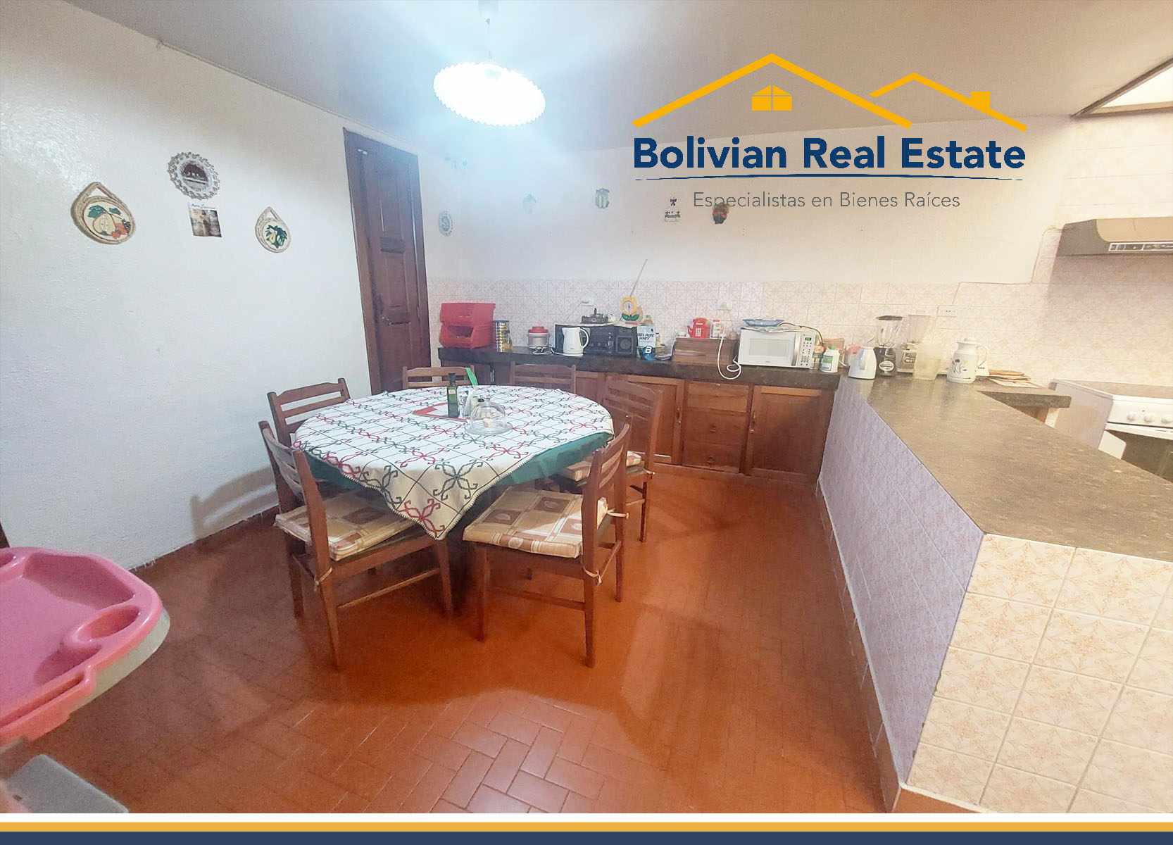 Casa en VentaACHUMANI BAJO CALLE 14, LINDA CASA EN VENTA 3 dormitorios 3 baños 2 parqueos Foto 12