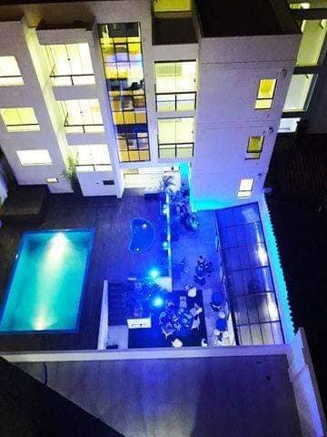 Departamento en AlquilerCALLE TARIJA ENTRE AV. IRALA Y SAAVEDRA 1 dormitorios 2 baños 1 parqueos Foto 1