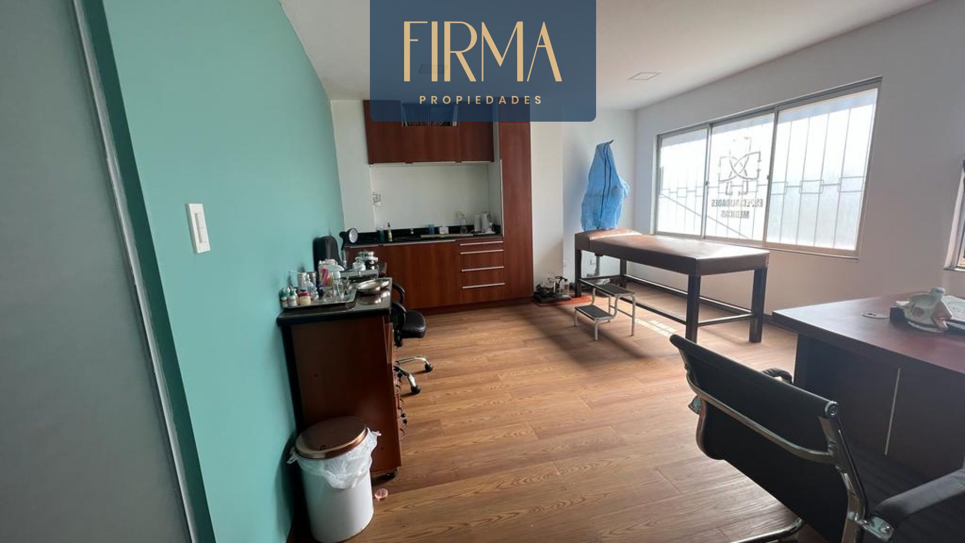 Oficina ALQUILA ESTE CONSULTORIO EN AV. 6 DE AGOSTO Foto 4