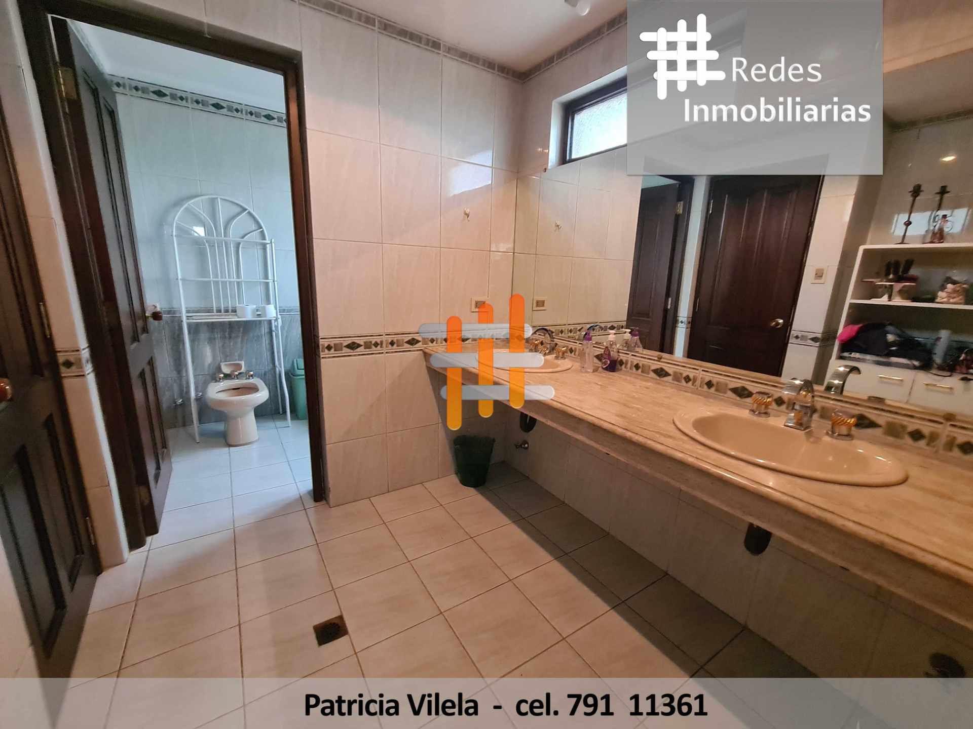 Casa en Achumani en La Paz 4 dormitorios 8 baños 4 parqueos Foto 20