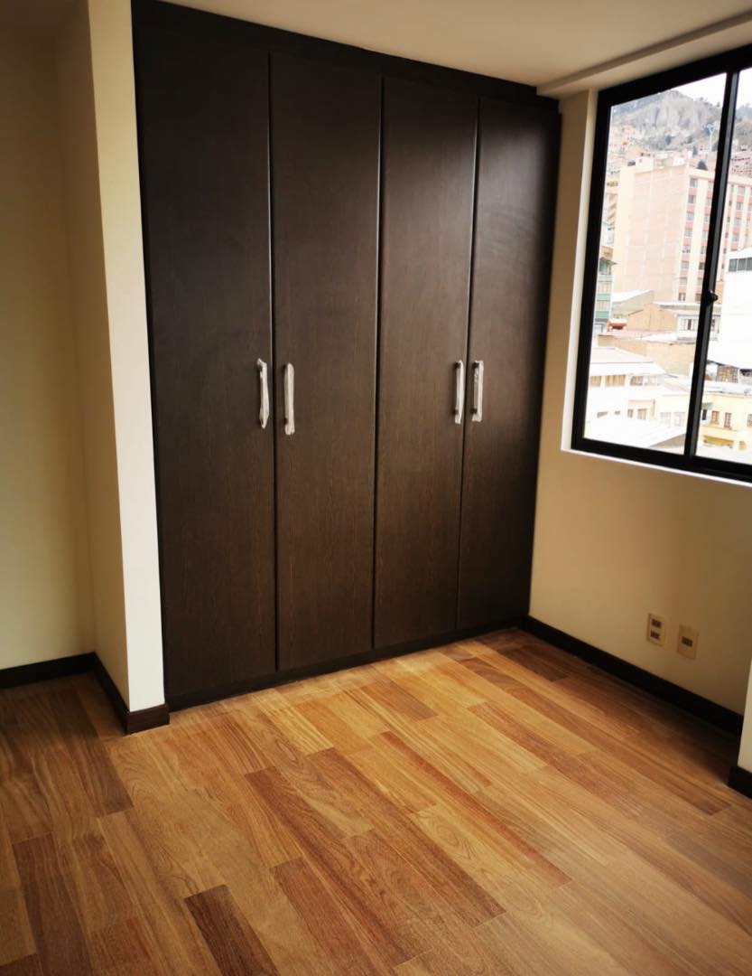 Departamento en VentaMIRAFLORES  CALLE  ITURRALDE Foto 5