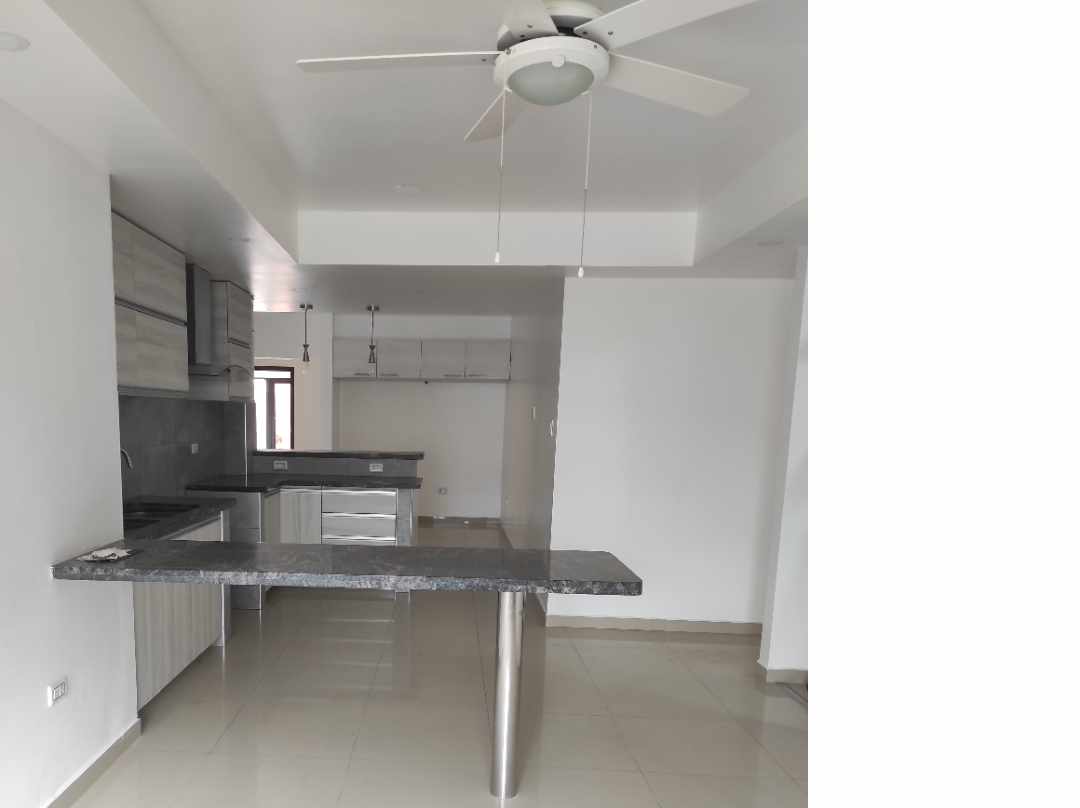 En Alquiler a $us 1,500 Foto 26