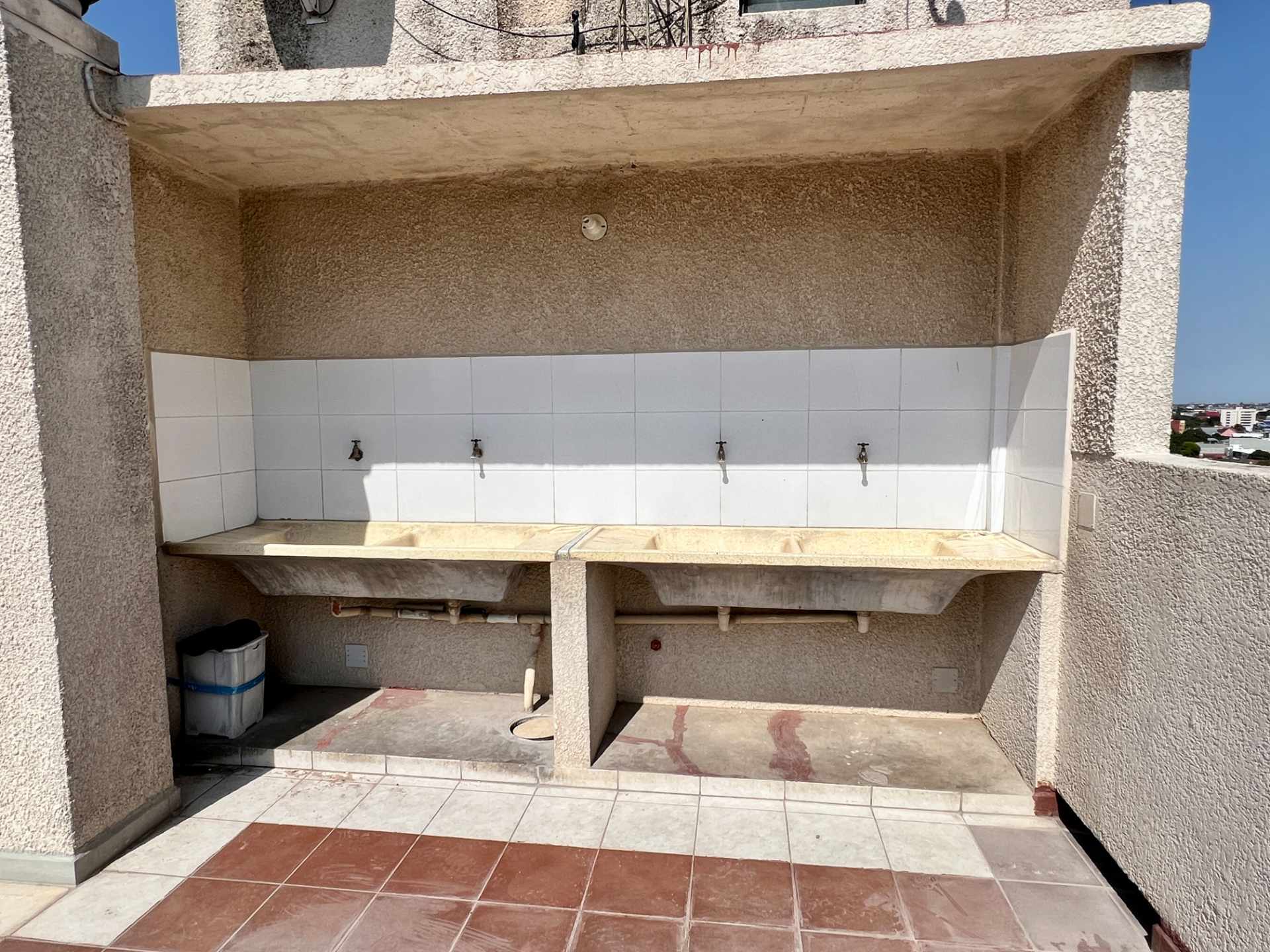 Departamento en VentaZONA AV ALEMANA ENTRE 2 Y 3 ANILLO Foto 4