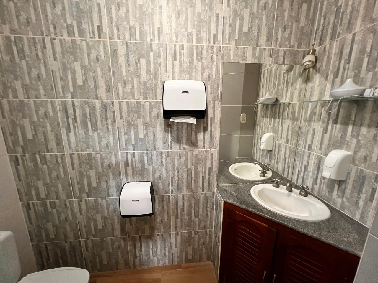 Casa en VentaVILLA BONITA, URUBO 5 dormitorios 5 baños 5 parqueos Foto 6