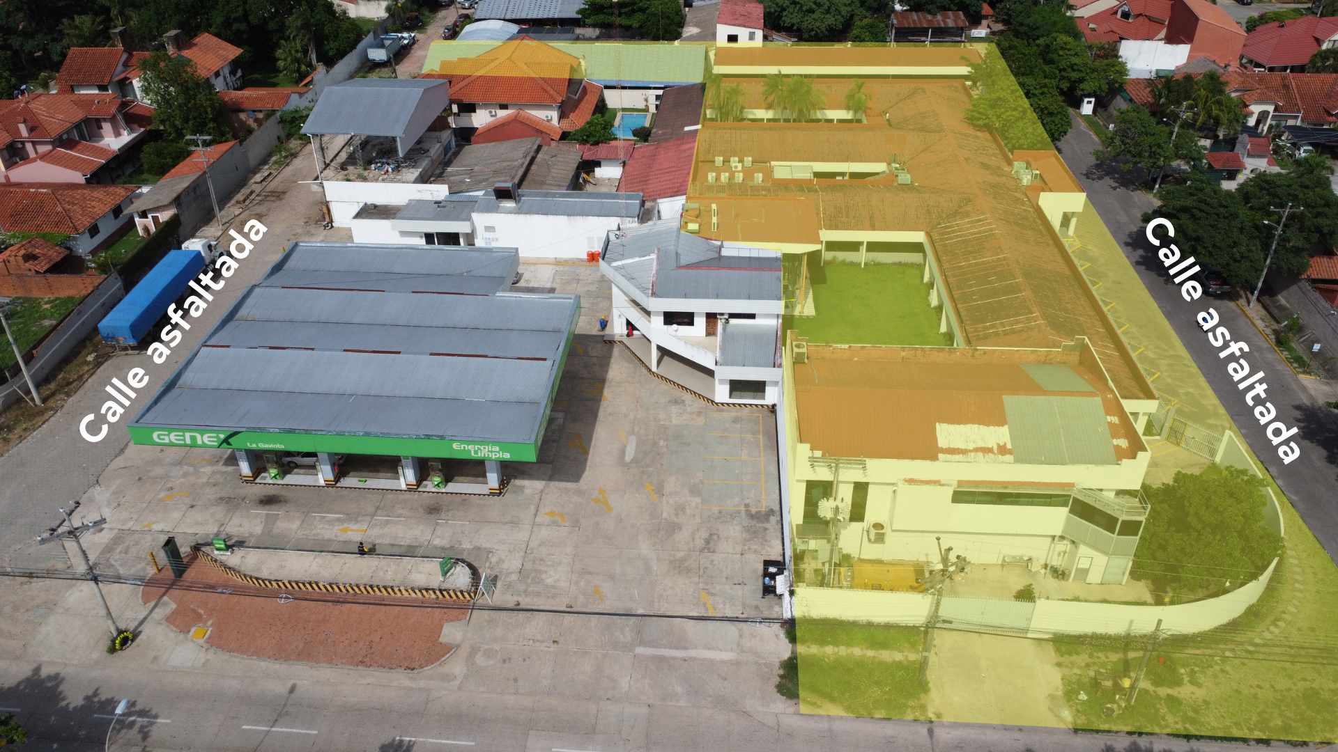 Local comercial en Entre 4to y 5to anillo Oeste en Santa Cruz de la Sierra  10 baños  Foto 4