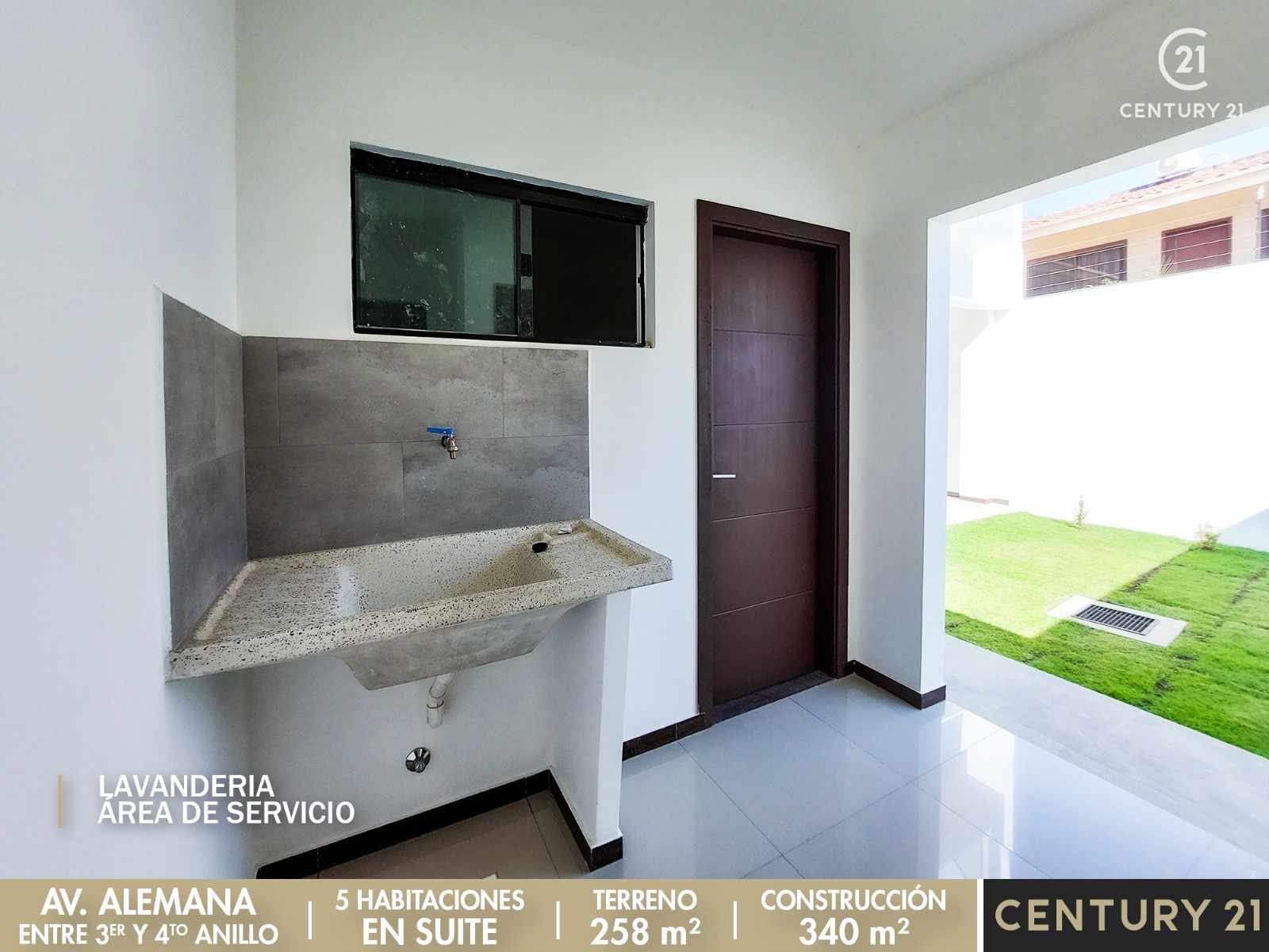 Casa en Entre 3er y 4to anillo Norte en Santa Cruz de la Sierra 5 dormitorios 4 baños 2 parqueos Foto 10