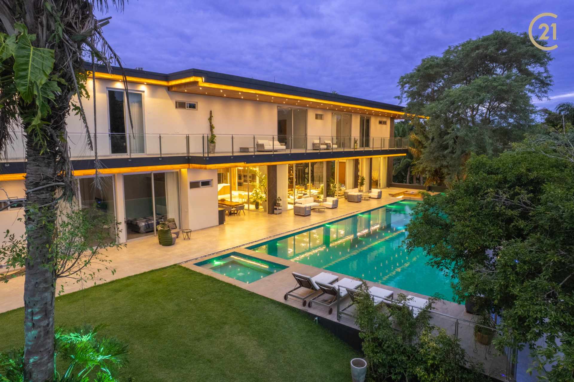 Casa en Venta𝗖𝗢𝗡𝗗. 𝗟𝗔 𝗛𝗔𝗖𝗜𝗘𝗡𝗗𝗔 𝗗𝗘𝗟 𝗨𝗥𝗨𝗕Ó Foto 1