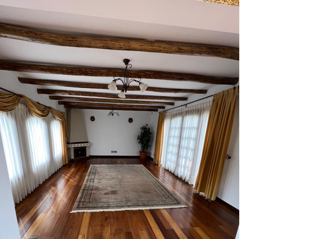 Casa en Achumani en La Paz 5 dormitorios 5 baños 2 parqueos Foto 7