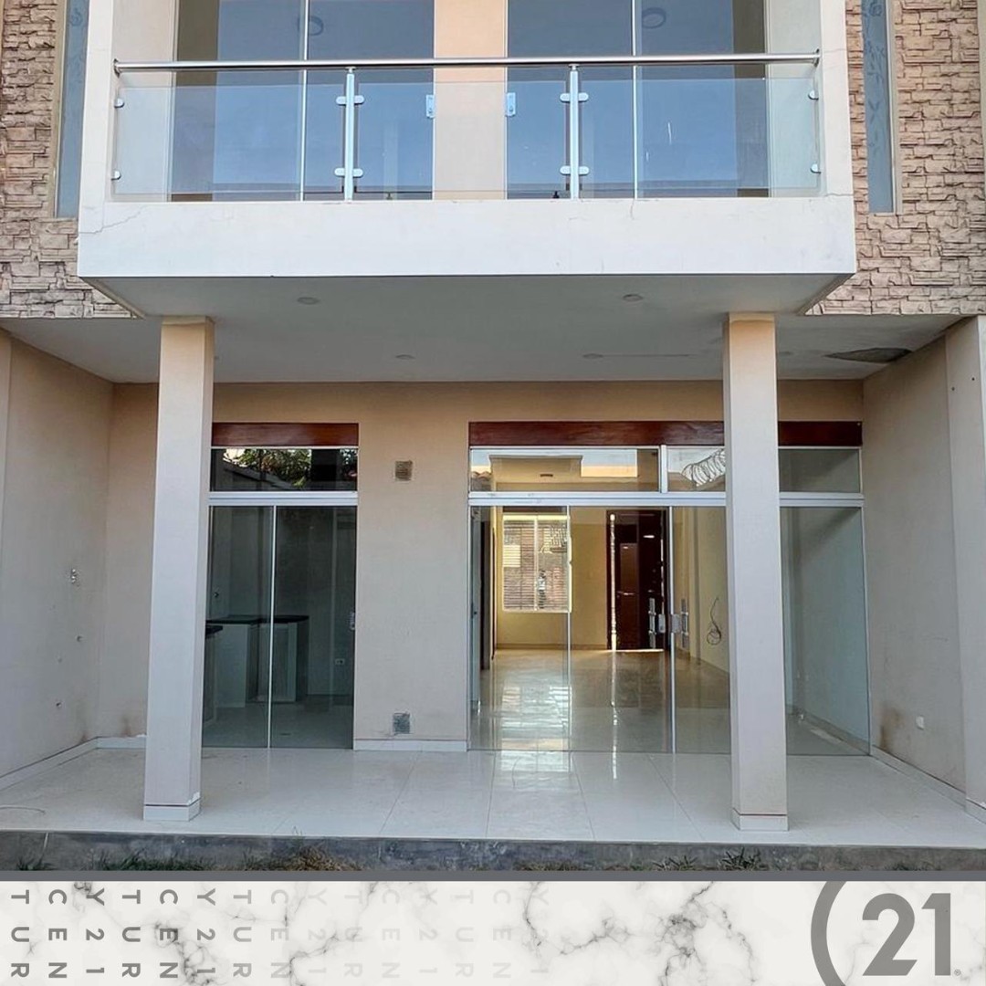 Casa en Entre 6to y 7mo anillo Sur en Santa Cruz de la Sierra 5 dormitorios 4 baños 2 parqueos Foto 6