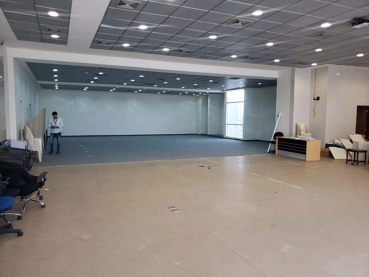 Oficina en AlquilerTorre ITC Tropical Tours  1 dormitorios 2 baños 1 parqueos Foto 7