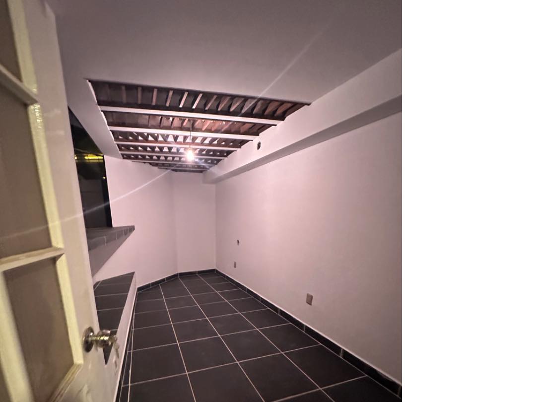 Local comercial en Achumani en La Paz  2 baños  Foto 4