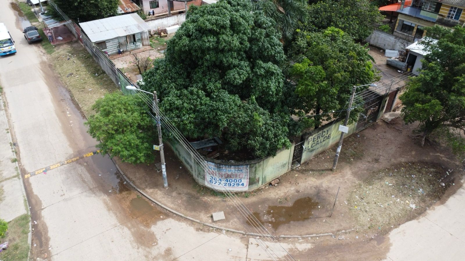 Terreno en Entre 6to y 7mo anillo Este en Santa Cruz de la Sierra    Foto 9