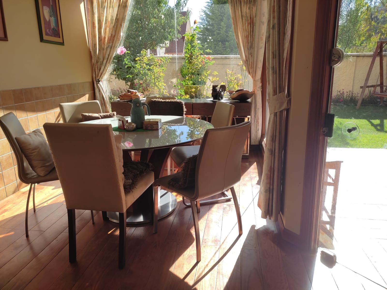 En Venta a $us 1,200,000 Foto 1