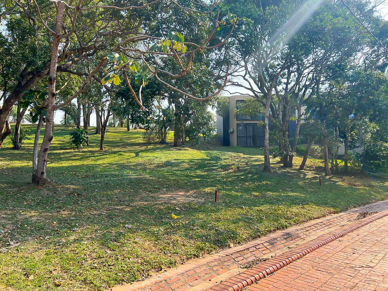 Terreno en Venta<b>TERRENO DE 1.263 M2 EN EL URUBO, CONDOMINIO PRIVADO</b>    Foto 3