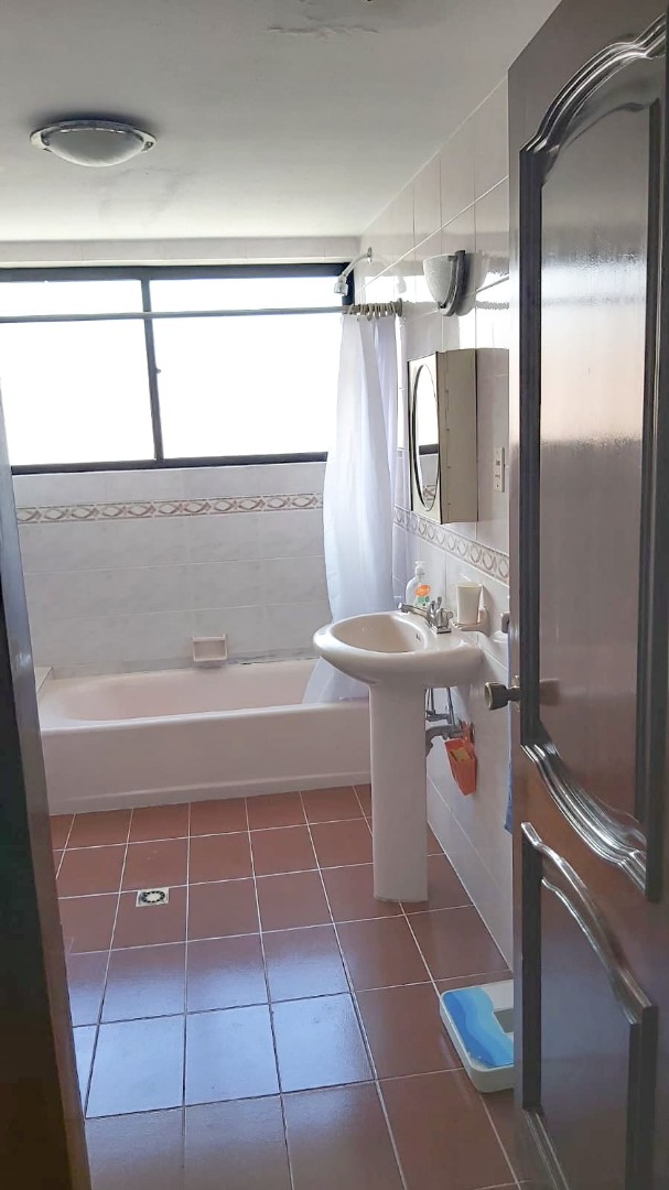 Departamento en VentaAVENIDA ARCE  -  SE ACEPTA EL 50% DEL PAGO EN BOLIVIANOS  Foto 15