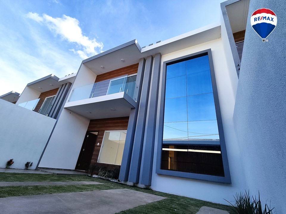 Casa en VentaZona Norte, 7mo Anillo. 4 dormitorios 3 baños 2 parqueos Foto 13