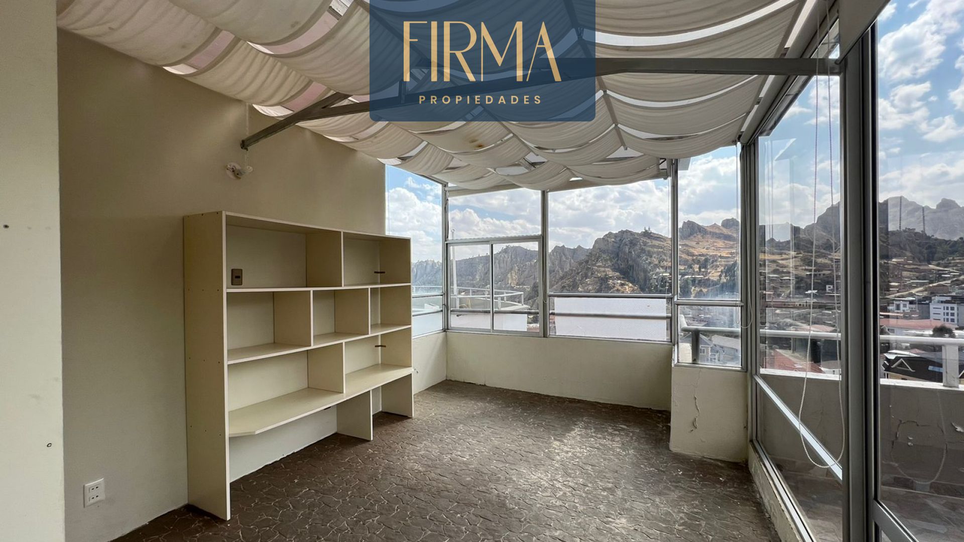 Departamento en Achumani en La Paz 3 dormitorios 5 baños 3 parqueos Foto 5