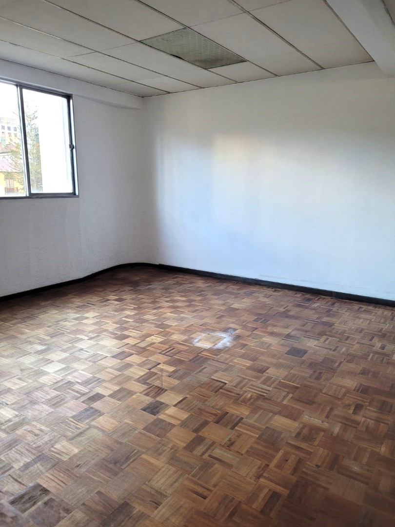 En Alquiler a $us 3,999 Foto 17