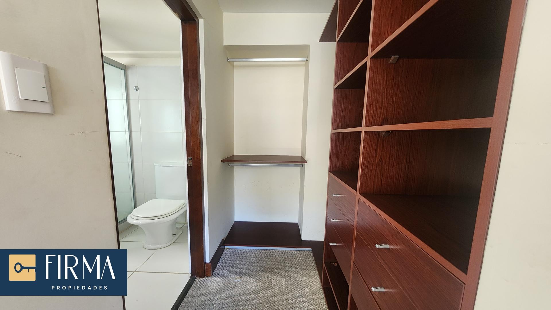 En Venta a $us 195,000 Foto 12