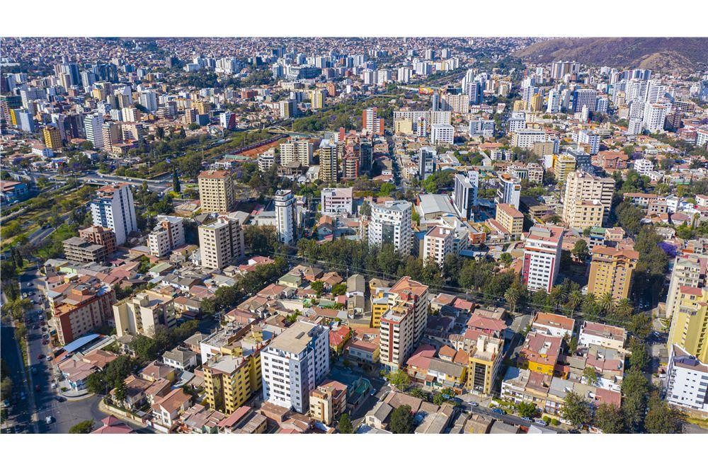 En Venta a $us 870,000 Foto 10