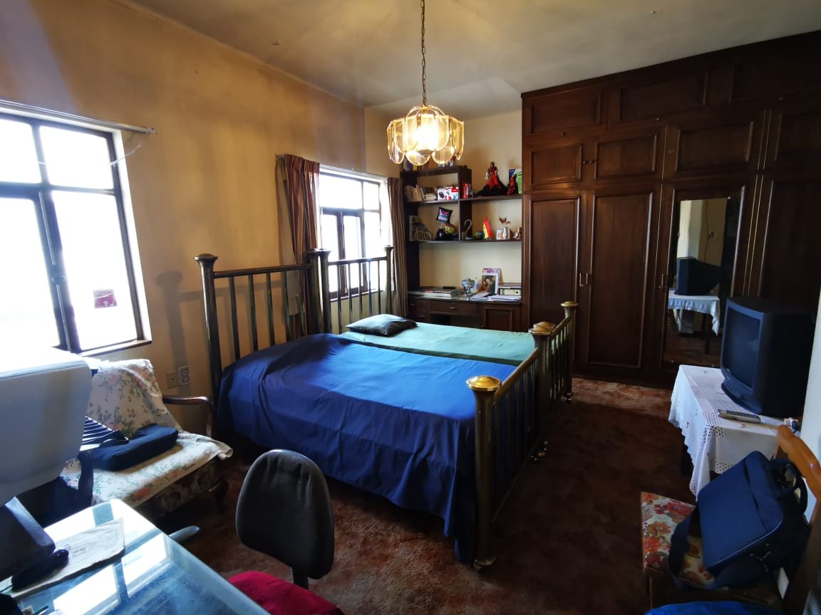 Casa en Cala Cala en Cochabamba 3 dormitorios 3 baños 3 parqueos Foto 6